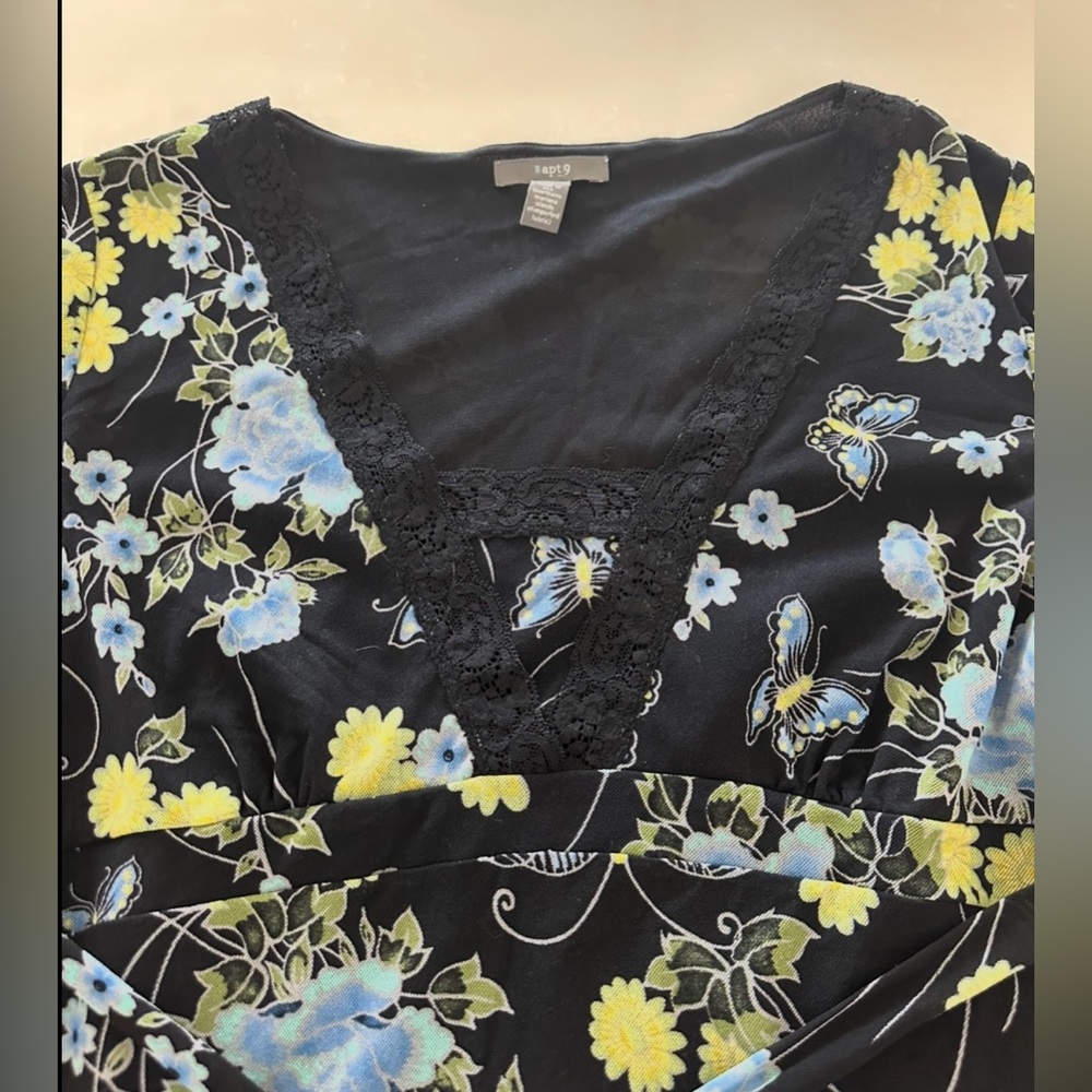 Apt 9 Bell Sleeve Black Tunic With Floral Accents and Butterflies - Picture 2 of 6